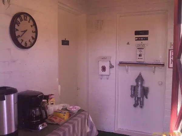 Ranch Motel 4