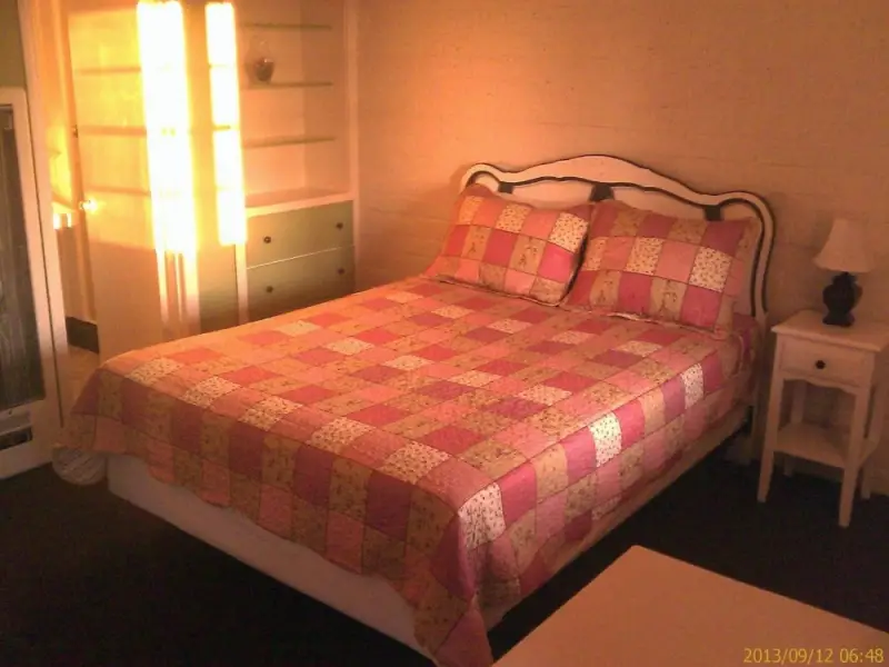 Queen Room